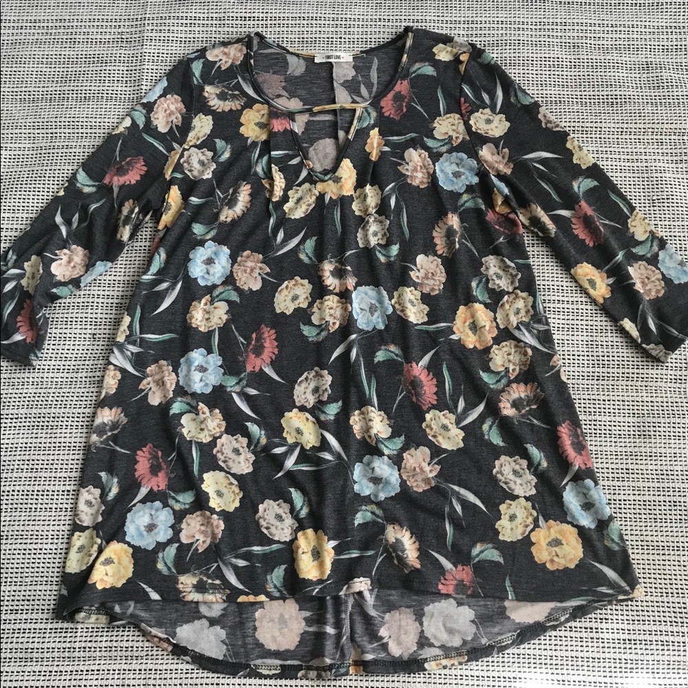 First Love Pretty Floral Top M